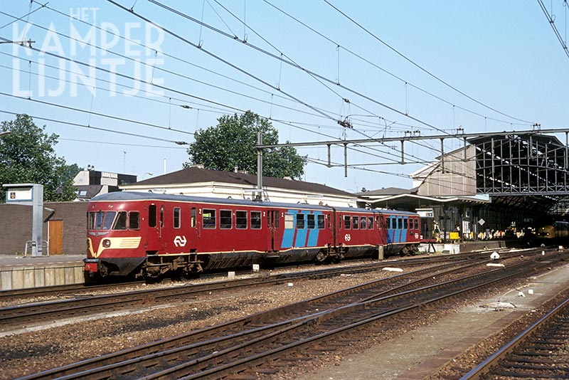 1l. Zwolle 11 juli 1983, NS 74 gereed voor vertrek naar Kampen (foto Paul van Baarle)