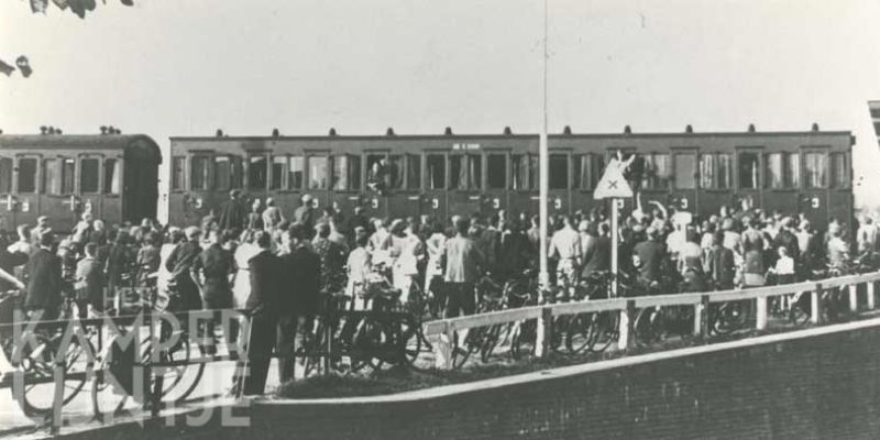 1. Kampen 29 augustus 1939, vertrek militairen in verband met mobilisatie