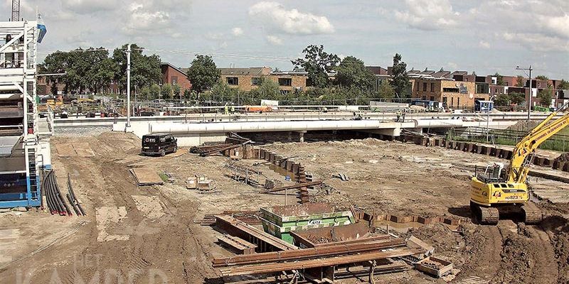 4u. Zwolle 26 juli 2017, damwanden voor het maken van de tunnelinrit (foto K. Haar)