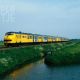 3a. Mastenbroek 11 mei 1998, DE-3 137 (voor) + 121 als trein 8554 richting Kampen (foto J.G.C. van de Meene)