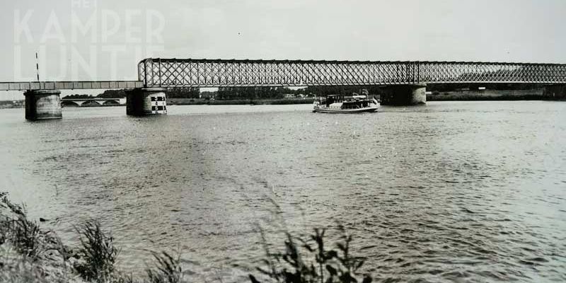 5a. Zwolle ca. 1930, de tralieliggerbrug uit 1864