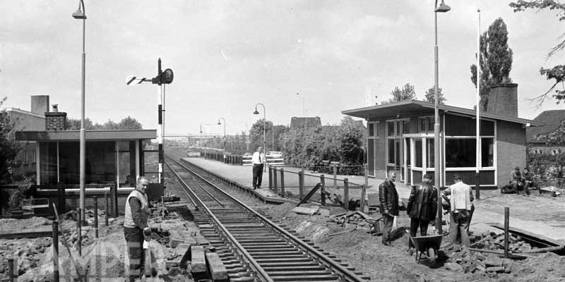 6d. Zwolle Veerallee 22 mei 1969, werk aan het spoor (foto J.G.C. van de Meene)