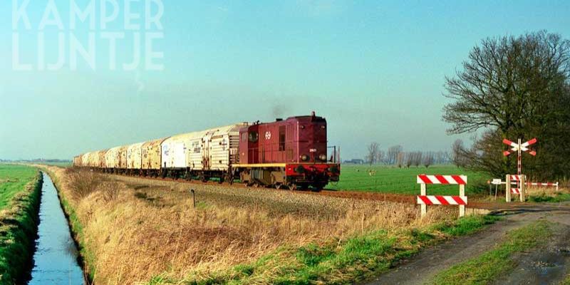 6k. Westenholte 13 januari 1989, NS 2501 met trein 55636 op weg naar Zwolle (foto Rein van Putten)