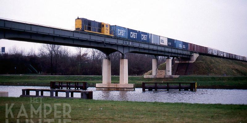 7b. NS 2508, Zwolle 18 december 1987 (foto L.J. Beumer)