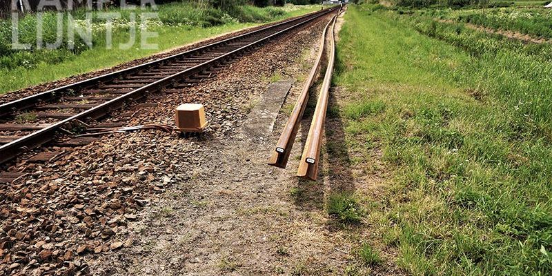 21j. IJsselmuiden Oosterlandenweg, 21 mei 2017, aangevoerde nieuwe rails kijkend richting Kampen(K. Haar)