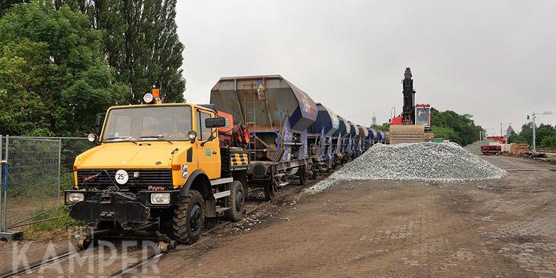 25n. Kampen 24 juni 2017, grindwagens gestald op oud goederenspoor (foto Kasper Haar)