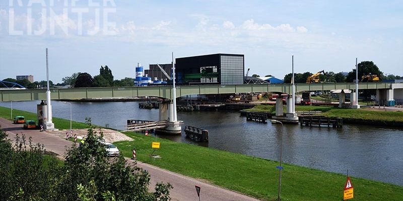 32u. Zwolle 19 juli 2017, alle vier masten zijn geplaatst (foto K. Haar)