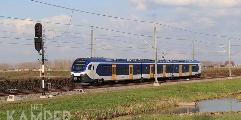 10. Kampen Zuid 4 april 2016, test nieuwe NS Flirt 3 op Hanzelijn (foto Henry van de Hoven)