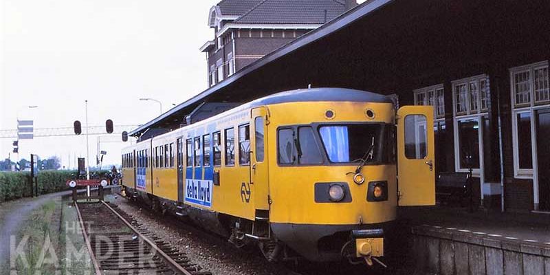 2h.  Kampen 13 mei 1997, DE2 184 staat klaar voor vertrek naar Zwolle (foto Rein Maneschijn)
