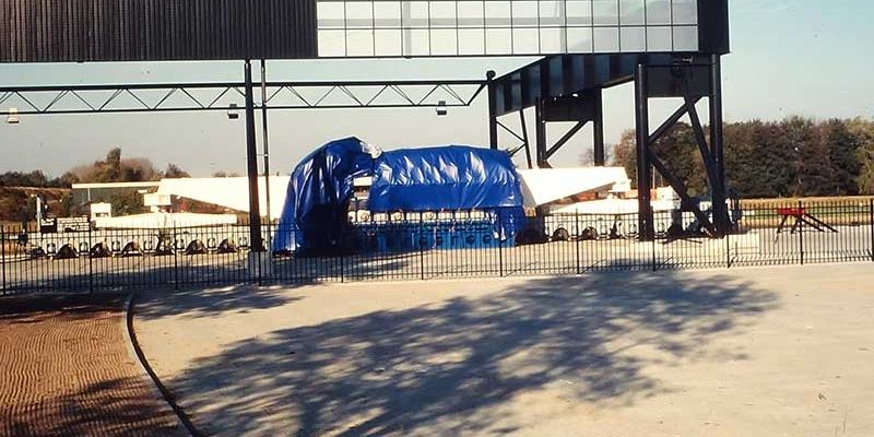 4d. Zwolle oktober 1997, speciale wagen met eerste scheepsmotor (foto Jan Dul)